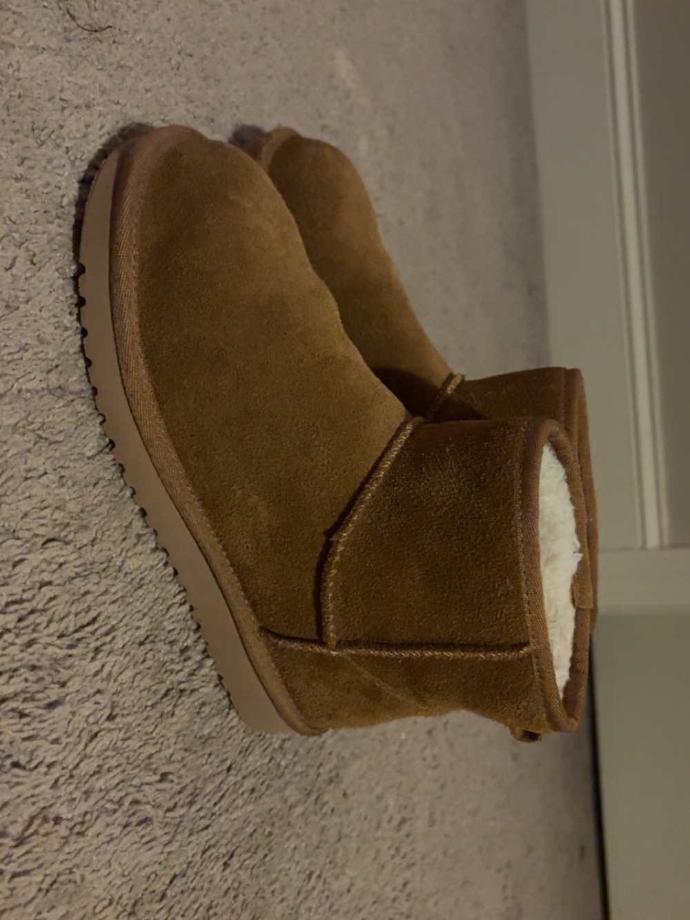 UGG Chestnut Suede Kids Shearling-Lined Ankle Boots